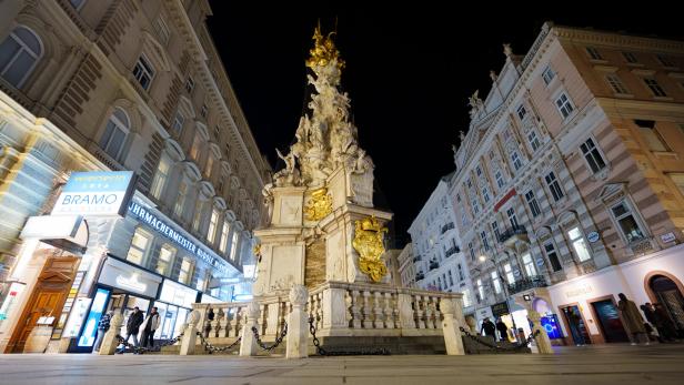 WIEN: MANN FUHR IN WIENER INNENSTADT MIT KLEIN-LKW IN PESTSÄULE