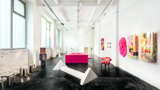 Waidhofers Entwurf „Akropolis“ in der Galerie Zippenfenig im 7. Bezirk. 