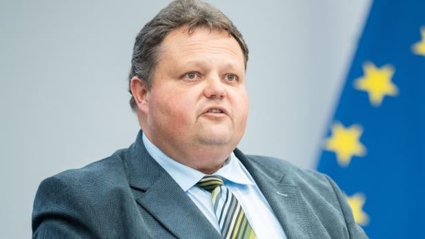 PK ZUM LANDESPARTEIVORSTAND ÖVP BURGENLAND MIT WAHL DES NEUEN OBMANNES: STROBL