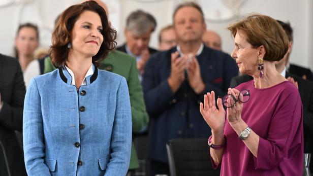 SALZBURGER LANDTAG: AMTSÜBERGABE LH HASLAUER (ÖVP) AN LH EDTSTADLER (ÖVP) -  EDTSTADLER (ÖVP), PALLAUF (ÖVP
