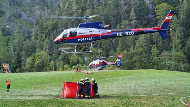 ++ HANDOUT ++ STEIERMARK: WALDBRAND IN PALFAU - WASSERLOCHKLAMM