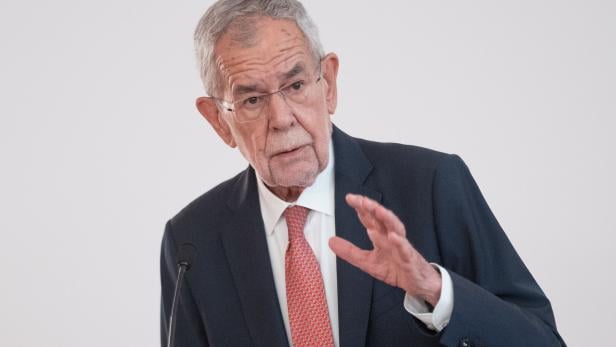 VERLEIHUNG DES "KURT-VORHOFER-PREIS" UND "ROBERT-HOCHNER-PREIS": VAN DER BELLEN