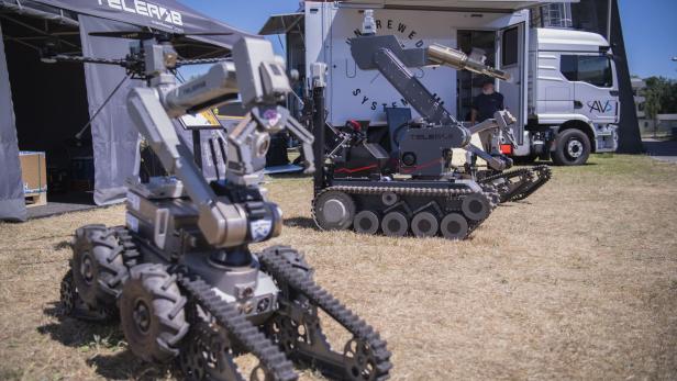 ++ HANDOUT ++ NIEDERÖSTERREICH: ROBOTIKEXPERTEN PROBEN ERNSTFALL IM AKW ZWENTENDORF AKW Zwentendorf: Robotikexperten proben in Tulln für den Ernstfall