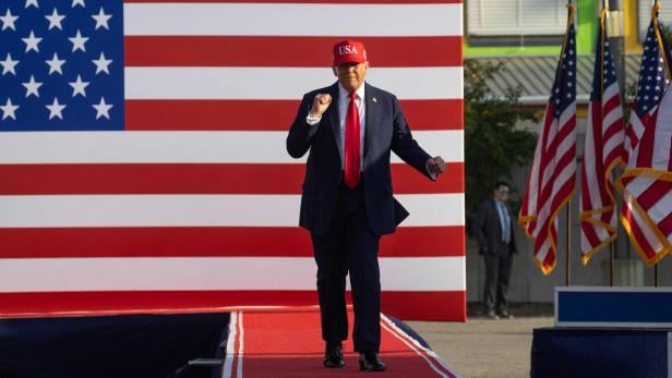 US-PRESIDENT-TRUMP-DELIVERS-REMARKS-AT-THE-IOWA-STATE-FAIRGROUND US-PRESIDENT-TRUMP-DELIVERS-REMARKS-AT-THE-IOWA-STATE-FAIRGROUND
