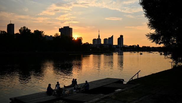 Heat wave hits Austria on what is expected to become the hottest day of the year so far