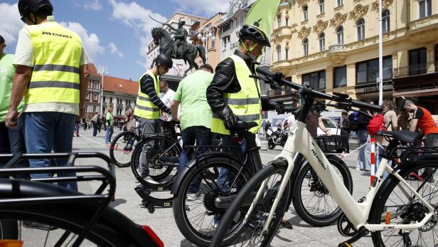 Safe urban riding of electric bicycles and scooters in Zagreb Safe urban riding of electric bicycles and scooters in Zagreb