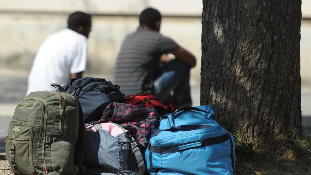 ++ ARCHIVBILD/THEMENBILD ++ EU-WAHL: EU-LEXIKON: ASYL/FLÜCHTLINGE - ERSTAUFNAHMESTELLE TRAISKIRCHEN ++ ARCHIVBILD/THEMENBILD ++ EU-WAHL: EU-LEXIKON: ASYL/FLÜCHTLINGE - ERSTAUFNAHMESTELLE TRAISKIRCHEN