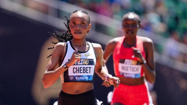 Beatrice Chebet lief als erste Frau über 5.000 m unter 14 Minuten Beatrice Chebet lief als erste Frau über 5.000 m unter 14 Minuten