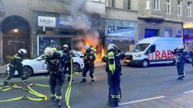 ++ HANDOUT ++ WIEN: BRAND DURCH EXPLODIERENDE GASKARTUSCHEN IN HERNALSER GESCHÄFT ++ HANDOUT ++ WIEN: BRAND DURCH EXPLODIERENDE GASKARTUSCHEN IN HERNALSER GESCHÄFT