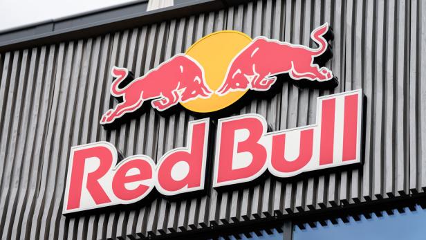 ++ THEMENBILD ++ SPORT / MOTORSPORT / AUTORENNEN / RENNSPORT / FORMEL EINS / RED BULL