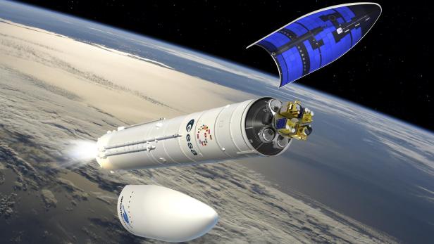 Blaue Akustikmatten aus Niederösterreich als Satelliten-Lärmschutz, montiert im Inneren der Spitze einer Trägerrakete. 