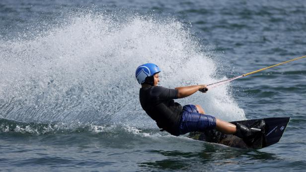 Wakeboard fun on St. Leon Lake
