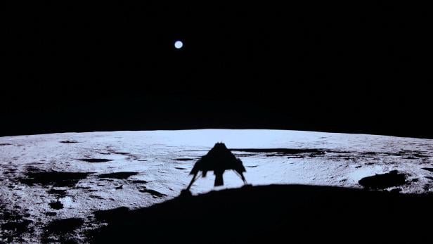 Firefly Aerospace's Blue Ghost spacecraft casts a shadow on the Moon's surface
