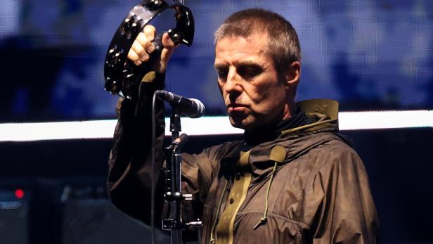 Das erste Konzert von Oasis seit 15 Jahren im Cardiff Principality Stadium.
