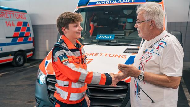 Lebensretter, Berufsrettung Wien, Sanitäter
