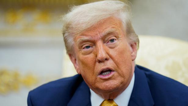 FILE PHOTO: U.S. President Donald Trump at the White House in Washington FILE PHOTO: U.S. President Donald Trump at the White House in Washington
