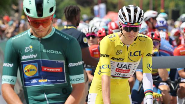 Tadej Pogacar im Gelben Trikot bei der Tour de France.