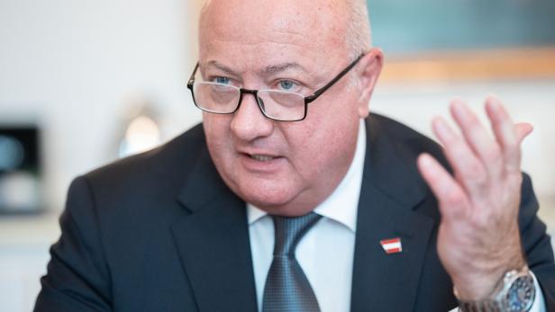 BUNDESKANZLER CHRISTIAN STOCKER ANTRITTSBESUCH IN PARIS