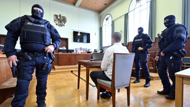 NIEDERÖSTERREICH: PROZESS WEGEN TERRORISTISCHER VEREINIGUNG UND KRIMINELLER ORGANISATION GEGEN 18-JÄHRIGEN LUCA K.
