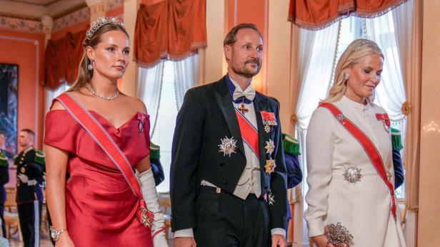 Kronprinz Haakon und Kronprinzessin Mette-Marit mit Ingrid Alexandra
