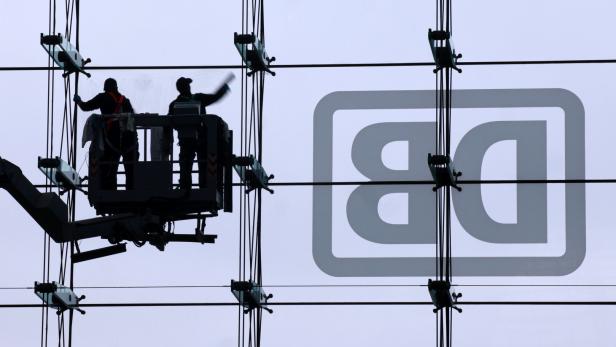 Deutsche Bahn AG holds annual results press conference Deutsche Bahn AG holds annual results press conference