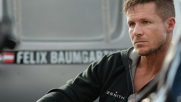 ++ ARCHIVBILD ++ EXTREMSPORTLER BAUMGARTNER TÖDLICH VERUNGLÜCKT