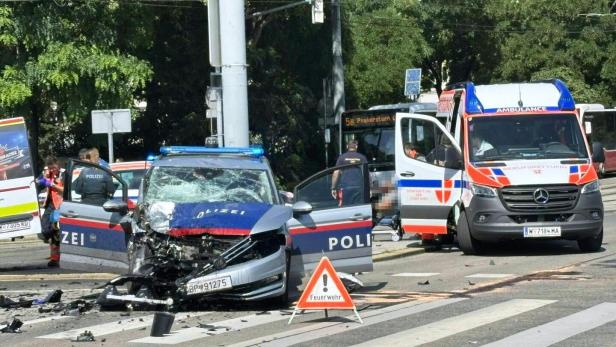 WIEN: VERLETZTE BEI ZUSAMMENSTOSS VON STREIFENWAGEN MIT RETTUNGSAUTO