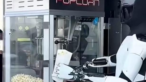 Tesla Diner in Los Angeles eröffnet: Erste Erfahrungsberichte.