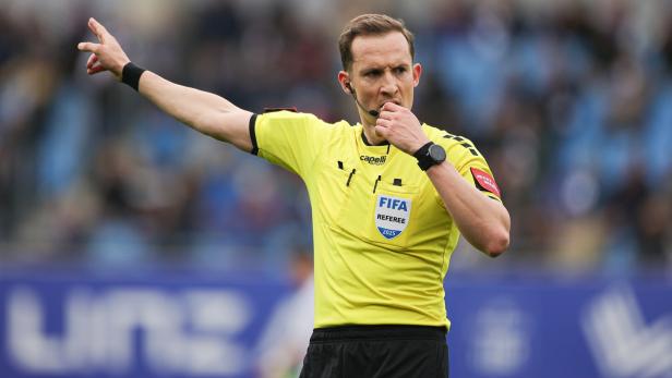 FUSSBALL: ADMIRAL BUNDESLIGA / MEISTERGRUPPE / 1. RUNDE: BLAU-WEISS LINZ - FK AUSTRIA WIEN FUSSBALL: ADMIRAL BUNDESLIGA / MEISTERGRUPPE / 1. RUNDE: BLAU-WEISS LINZ - FK AUSTRIA WIEN