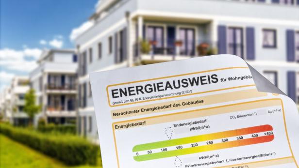 Energy pass in front of an apartment building