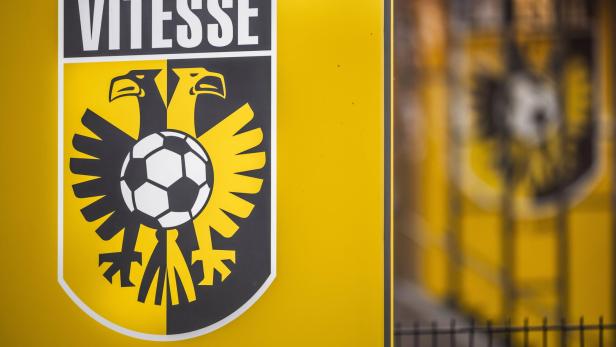 Guus Franke withdraws from Vitesse takeover process due to creditor Coley Parry dropping out Guus Franke withdraws from Vitesse takeover process due to creditor Coley Parry dropping out