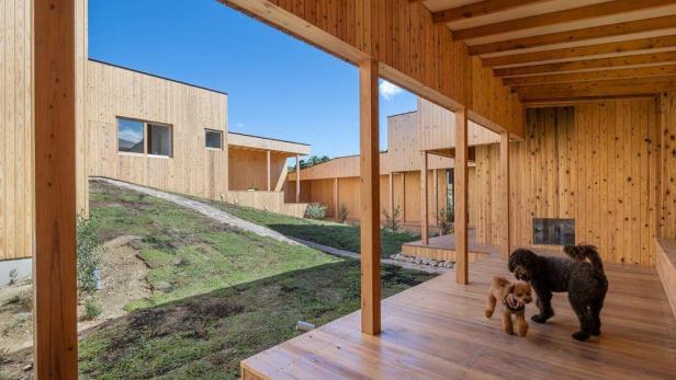 00-Necklace-Villa-1110-Office-for-Architecture-1024x576
