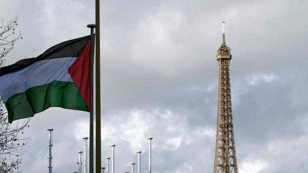 TOPSHOT-FILES-FRANCE-PALESTINIAN-DIPLOMACY
