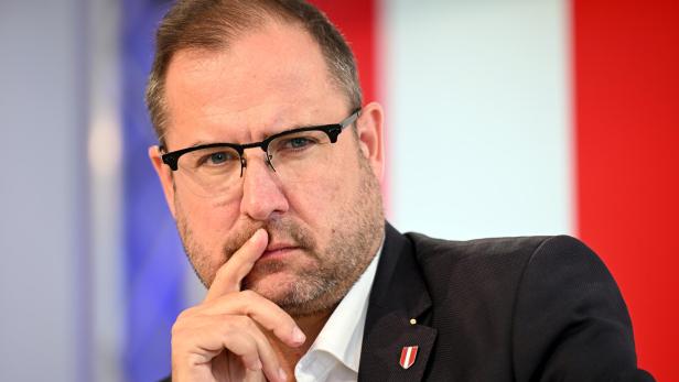 FPÖ plant zwei gesonderte Ausschüsse zu Pilnacek und Corona