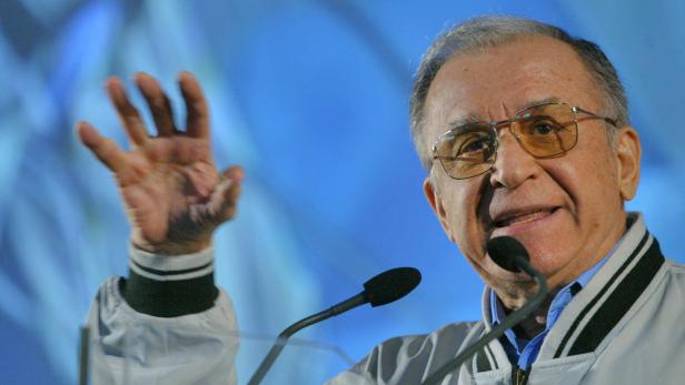 FILES-ROMANIA-POLITICS-ILIESCU-OBIT