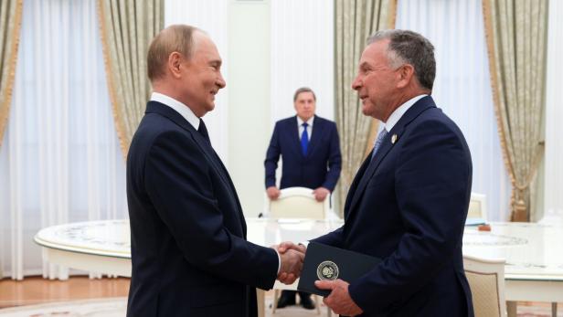 US envoy Steve Witkoff visits Russia