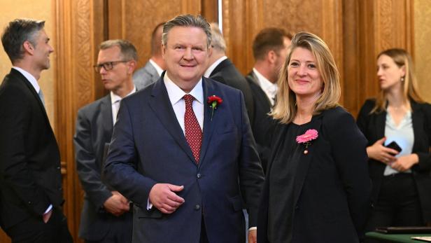 NACH WIEN-WAHL: KONSTITUIERENDE SITZUNGEN DES GEMEINDERATS UND LANDTAGS: LUDWIG (SPÖ) / EMMERLING (NEOS)