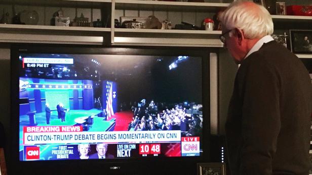 So hat Bernie Sanders die TV-Debatte verfolgt