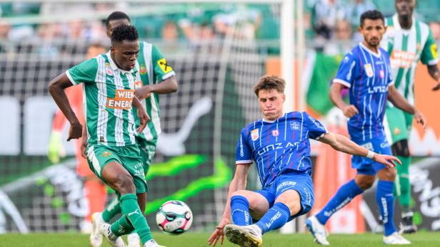Mamadou Sangare im Spiel gegen Blau Weiß Linz