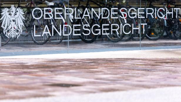 PROZESS GEGEN SCHAUSPIELER JIMI BLUE OCHSENKNECHT