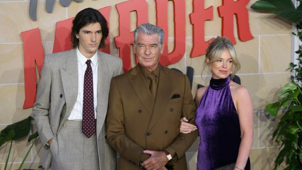 Pierce Brosnan mit Sohn Dylan Brosnan und Enkelin Isabella Smith