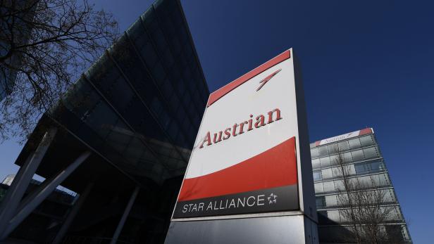 Logo der Austrian und dahinter das Austrian Airlines Headoffice