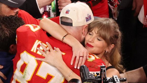 FILE PHOTO: NFL - Super Bowl LVIII - Kansas City Chiefs v San Francisco 49ers