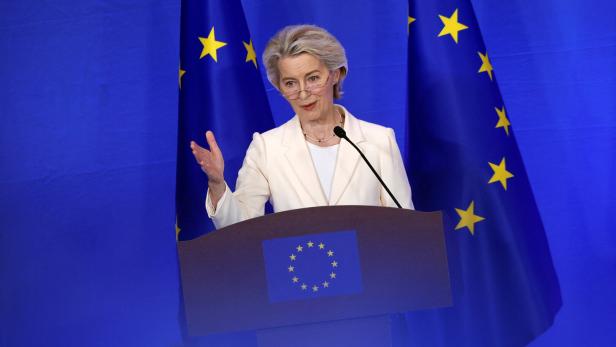 Press conference after EU-China Summit in Beijing
