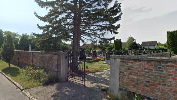Der Friedhof von Parndorf von außen