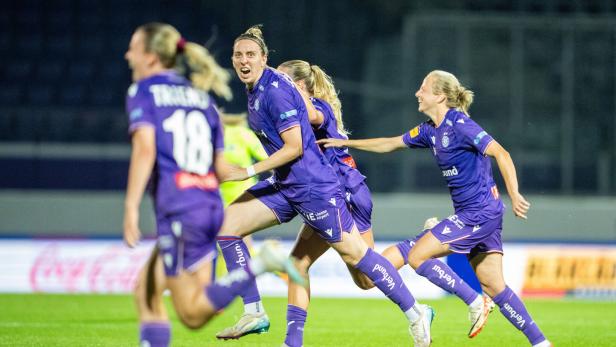 FUSSBALL/CHAMPIONS LEAGUE/FRAUEN/QUALIFIKATION/2. RUNDE/HALBFINALE:  GLASGOW CITY FC - FK AUSTRIA WIEN