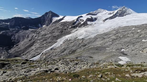 Blick auf den Schlatenkees in der Venedigergruppe. 