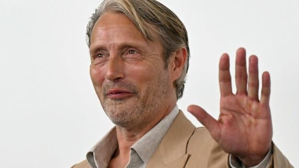 Mads Mikkelsen