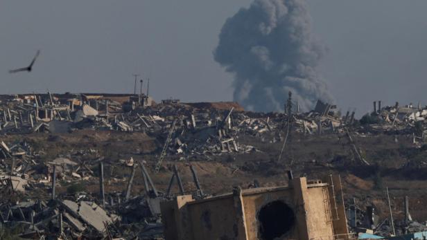 Rauch über Gaza nach einer Explosion.