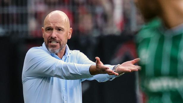 Kurzzeit-Trainer ten Hag in Leverkusen